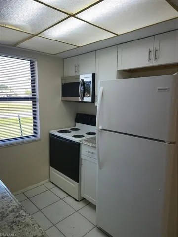 3705 Sw Santa Barbara Pl, Cape Coral, Florida 33914