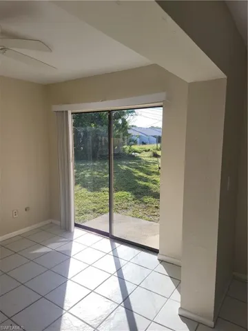 3705 Sw Santa Barbara Pl, Cape Coral, Florida 33914