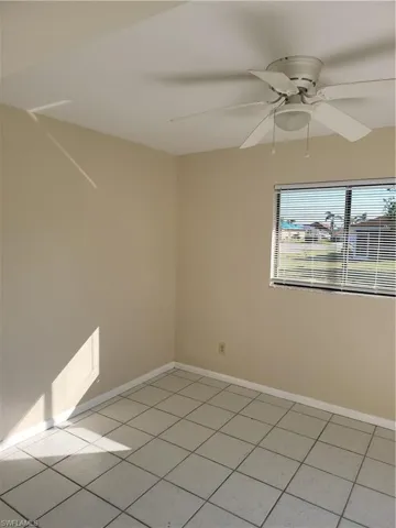 3705 Sw Santa Barbara Pl, Cape Coral, Florida 33914