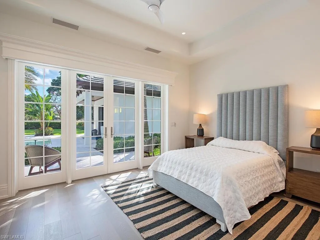 740 Banyan BLVD, Naples, FL 34102,224066736
