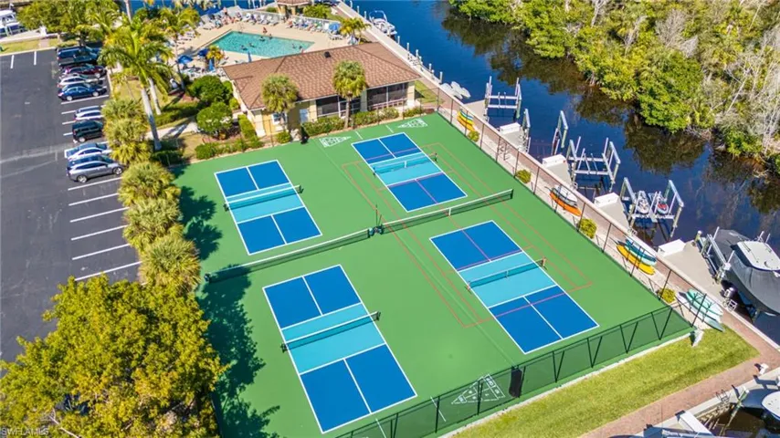 1799  Four Mile Cove  PKWY, Cape Coral, FL 33990