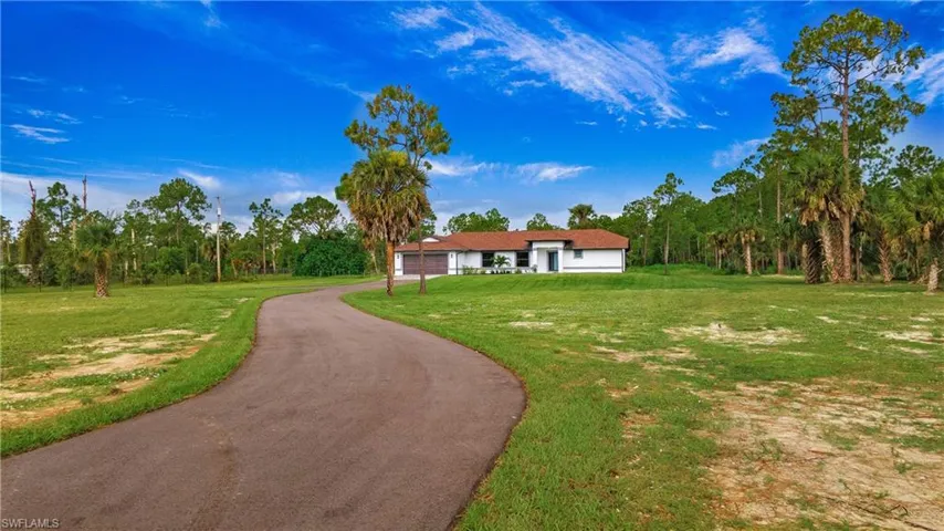 4935  20th NE ST, Naples, FL 34120
