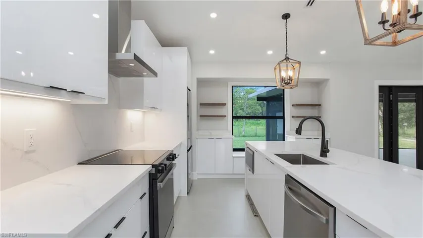 4935  20th NE ST, Naples, FL 34120