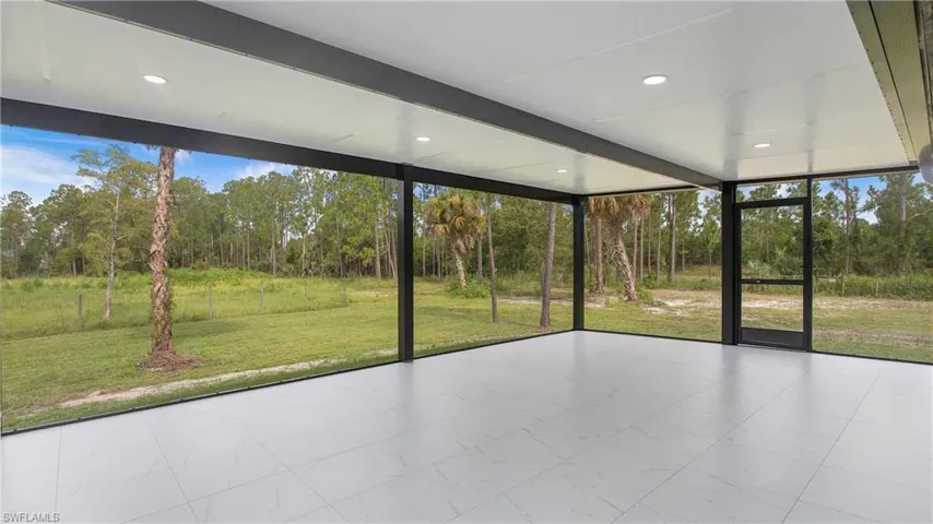 4935  20th NE ST, Naples, FL 34120