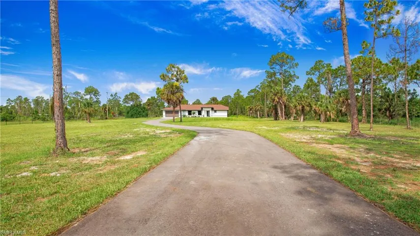 4935  20th NE ST, Naples, FL 34120