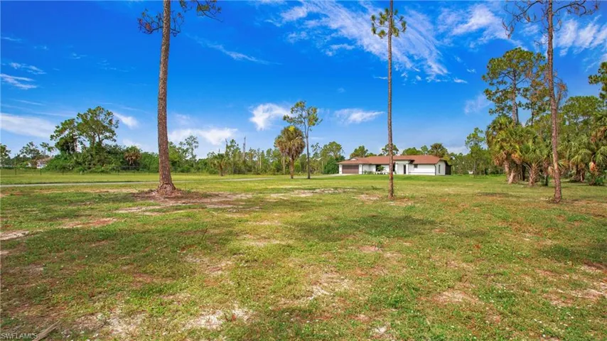 4935  20th NE ST, Naples, FL 34120