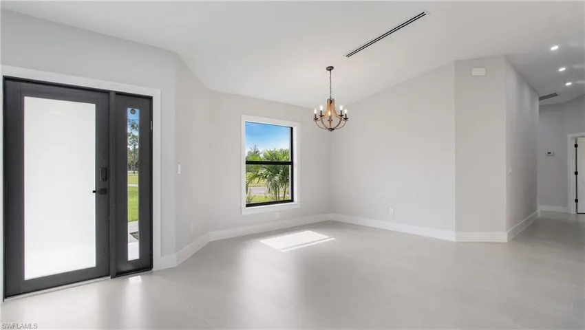 4935  20th NE ST, Naples, FL 34120