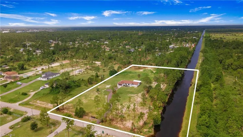 4935  20th NE ST, Naples, FL 34120