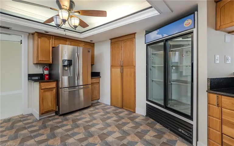 529 Coral Dr, Cape Coral, Florida 33904