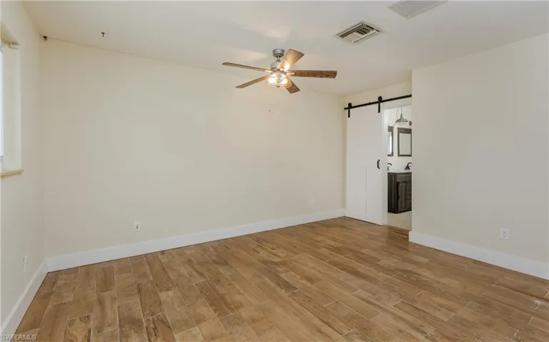529 Coral Dr, Cape Coral, Florida 33904