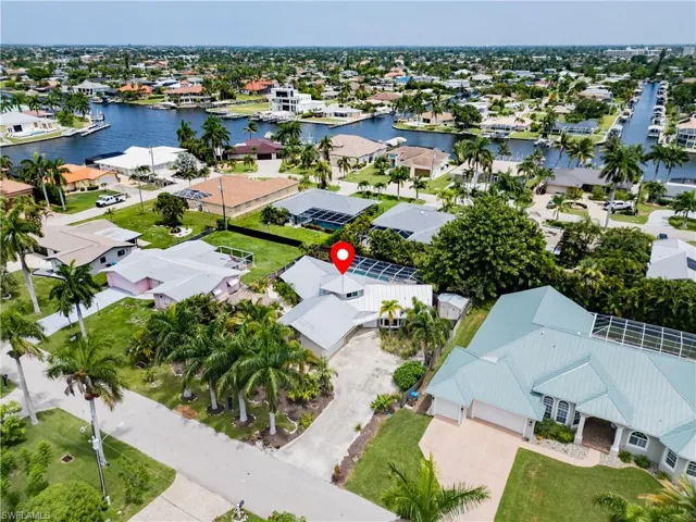529 Coral Dr, Cape Coral, Florida 33904