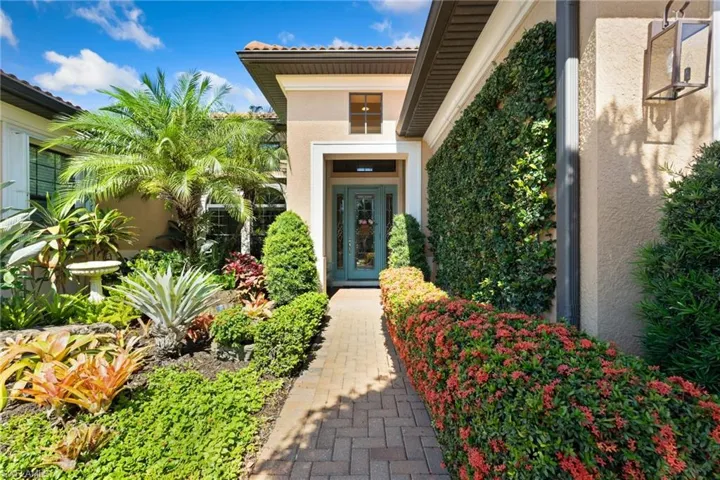 10504  Solaro  ST, Fort Myers, FL 33913
