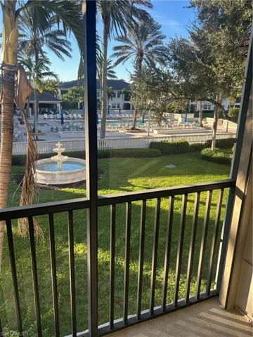Fountain and view of the Avellino Isles pool