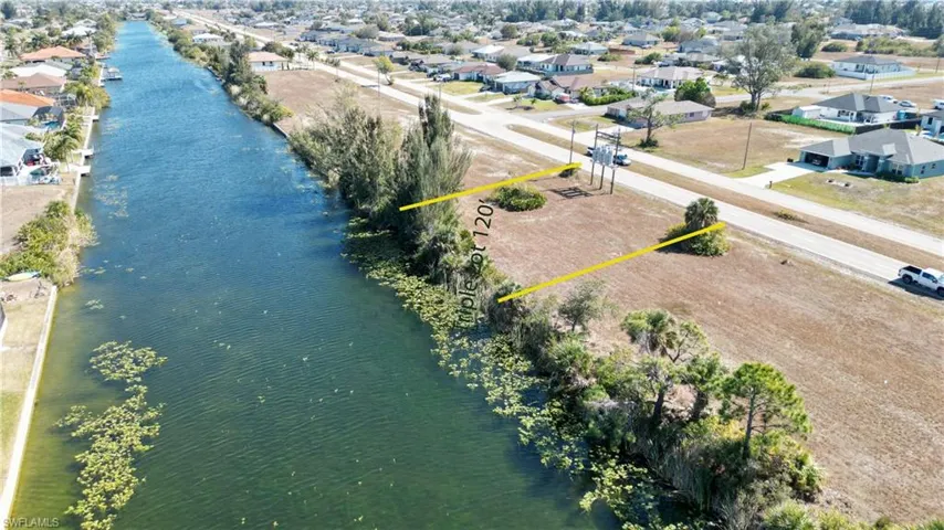 2841 & 2839  Diplomat W PKWY, Cape Coral, FL 33993