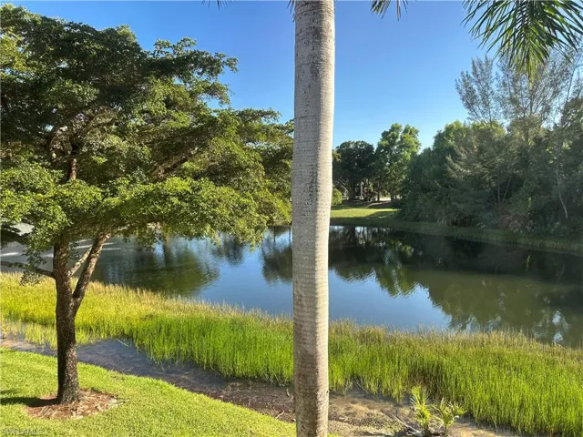 354 Dover Pl 202, Naples, Florida 34104