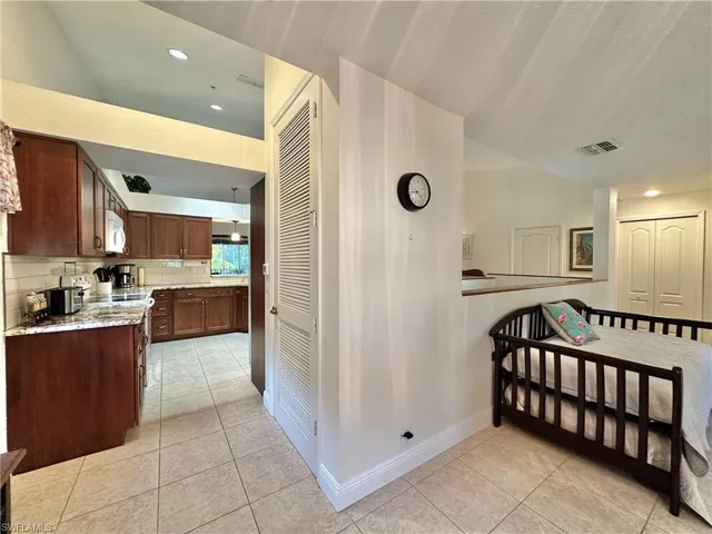 354 Dover Pl 202, Naples, Florida 34104