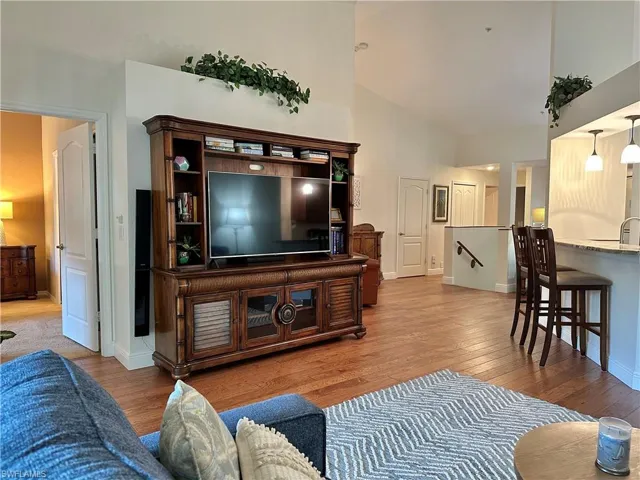 354 Dover Pl 202, Naples, Florida 34104