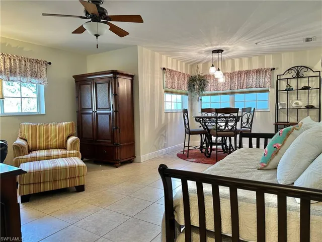 354 Dover Pl 202, Naples, Florida 34104