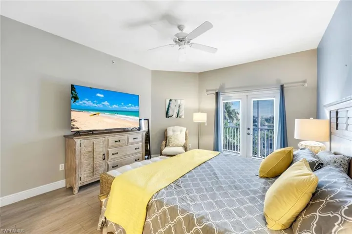 470  Launch  CIR, Naples, FL 34108