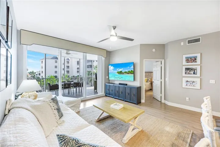 470  Launch  CIR, Naples, FL 34108