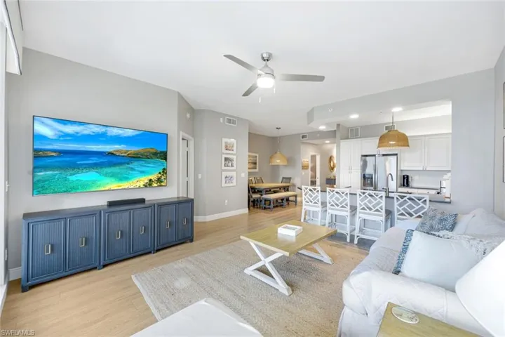 470  Launch  CIR, Naples, FL 34108