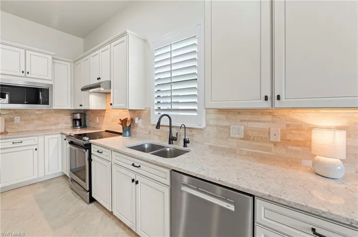 12855 Epping Way, Fort Myers, Florida 33913