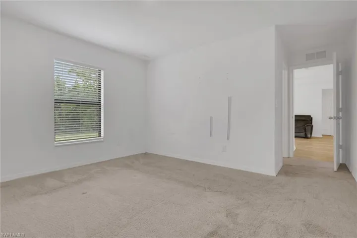 219 Nw 25th Ter, Cape Coral, Florida 33993