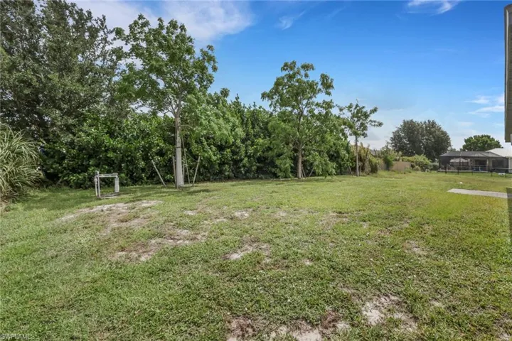 219 Nw 25th Ter, Cape Coral, Florida 33993