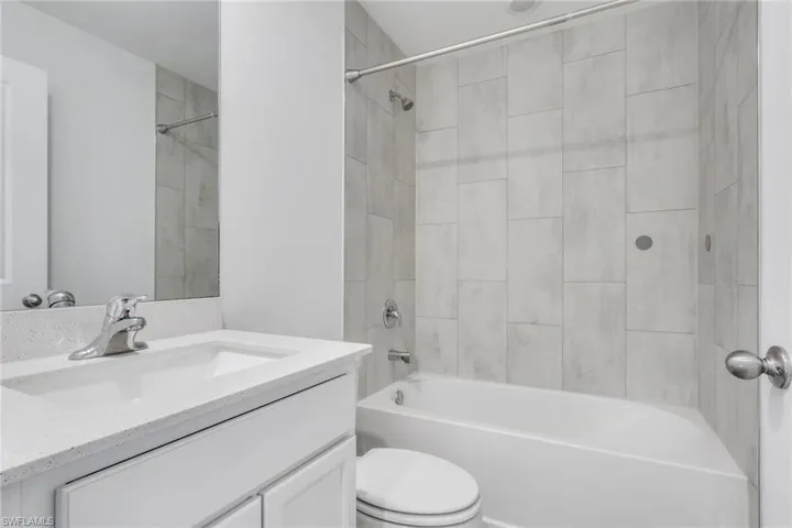 219 Nw 25th Ter, Cape Coral, Florida 33993