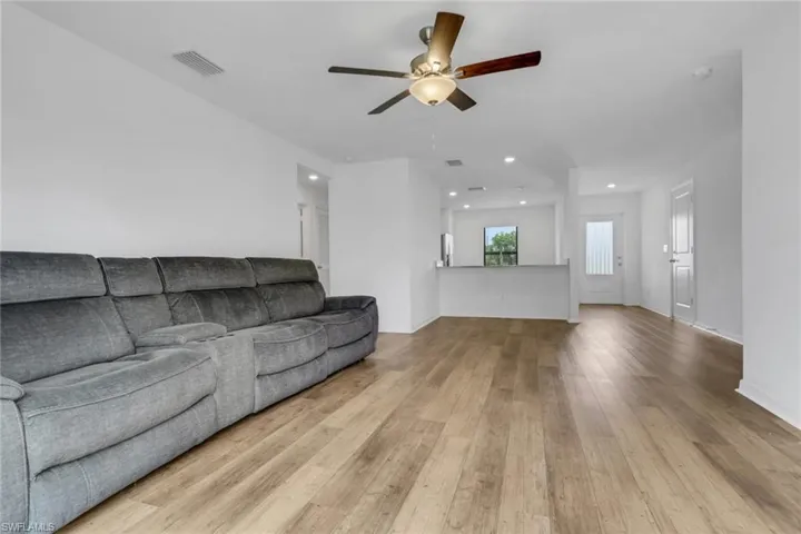 219 Nw 25th Ter, Cape Coral, Florida 33993