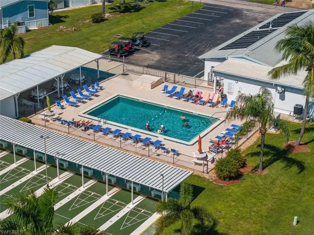 32 Ronald Dr, Fort Myers, Florida 33908