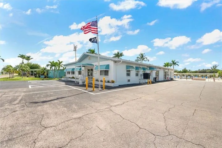 32 Ronald Dr, Fort Myers, Florida 33908