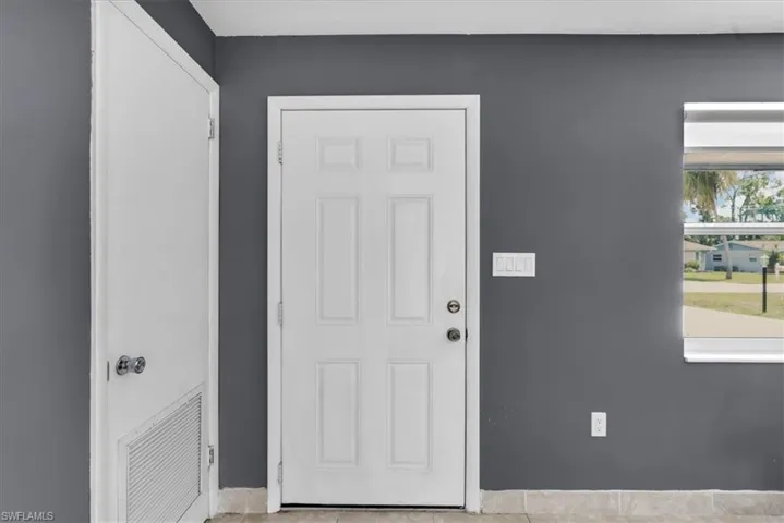 2373 Chandler Ave, Fort Myers, Florida 33907