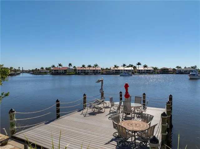 4803  Sunset  CT, Cape Coral, FL 33904