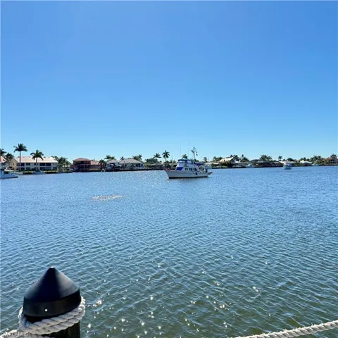 4803  Sunset  CT, Cape Coral, FL 33904
