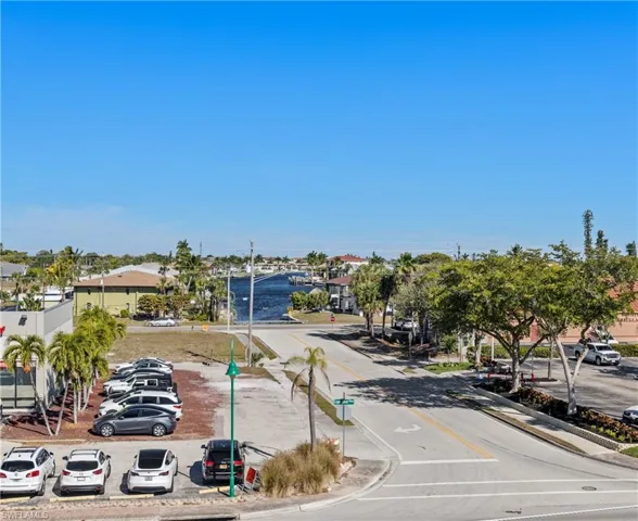 4803  Sunset  CT, Cape Coral, FL 33904