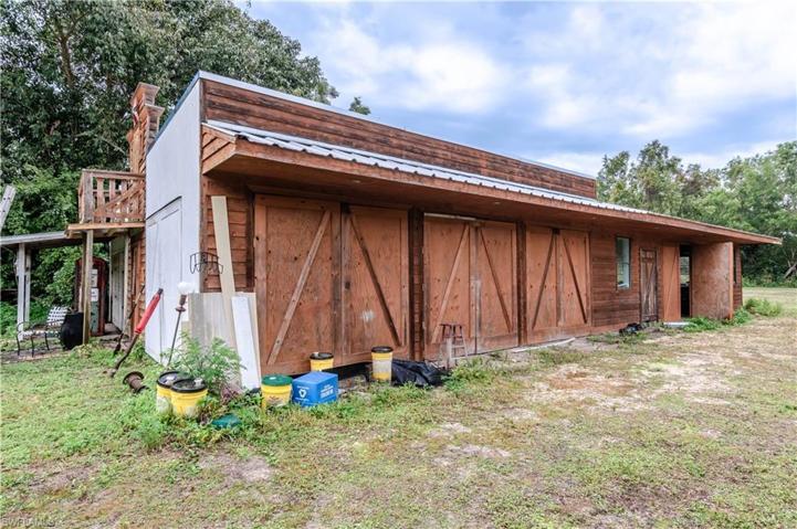 5358  Myrtle  LN, Naples, FL 34113