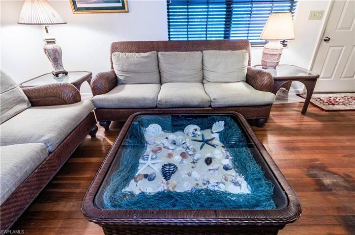 5358  Myrtle  LN, Naples, FL 34113