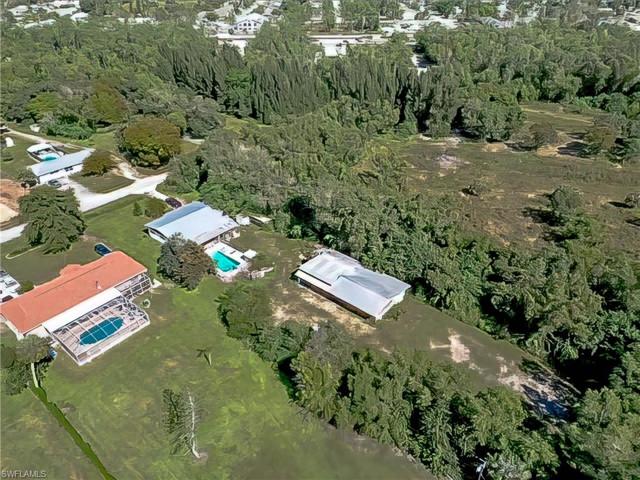 5358  Myrtle  LN, Naples, FL 34113