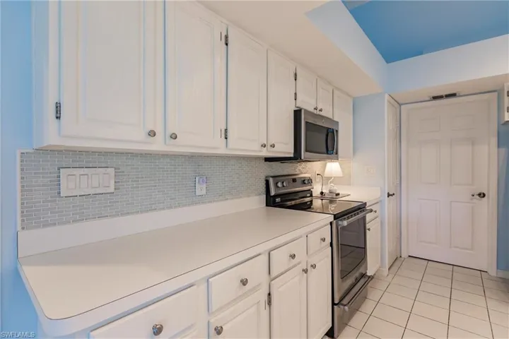 11455 Night Heron DR, NAPLES FL 34119