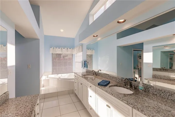 11455 Night Heron DR, NAPLES FL 34119