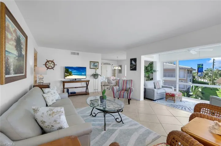 1930 Gulf Shore Blvd N # B302, Naples Fl 34102