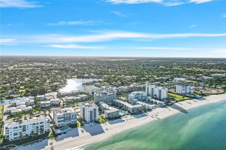 1930 Gulf Shore Blvd N # B302, Naples Fl 34102