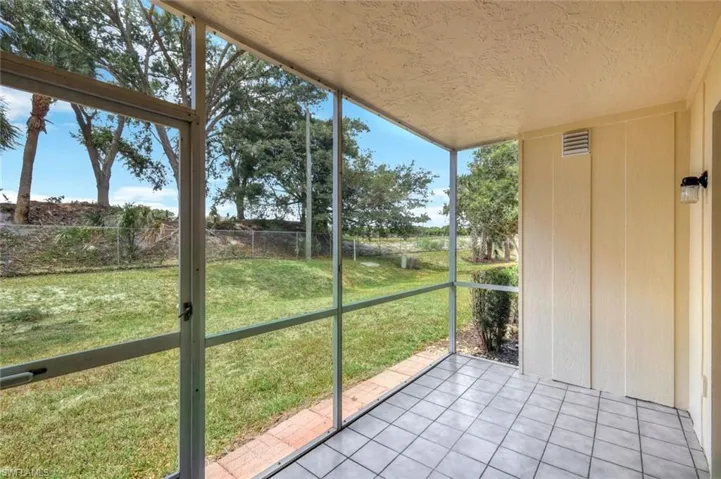 2360 Naples Trace Cir # 4, Naples Fl 34109