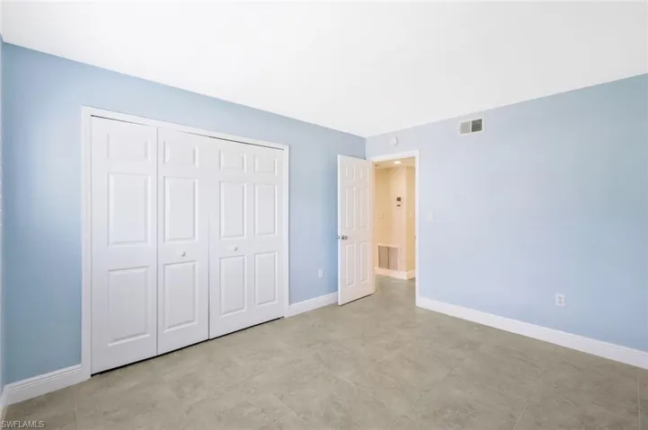 2360 Naples Trace Cir # 4, Naples Fl 34109