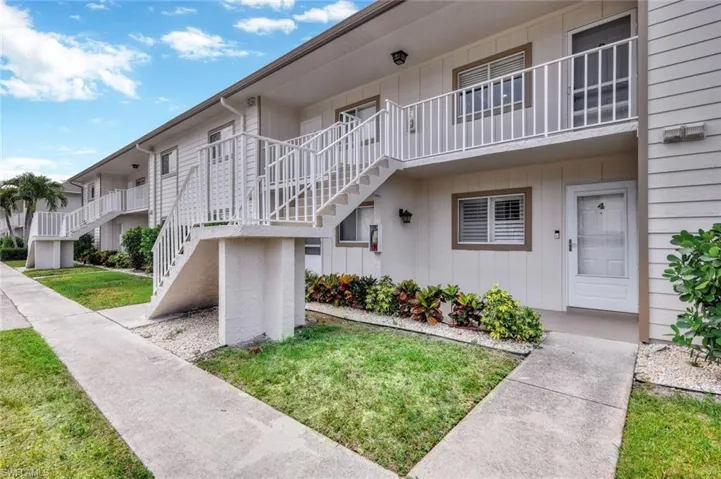 2360 Naples Trace Cir # 4, Naples Fl 34109