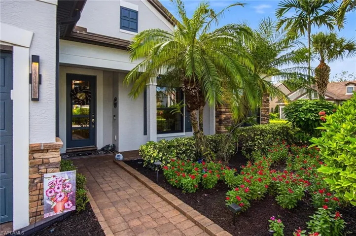 16284 Camden Lakes Cir, Naples, Florida 34110