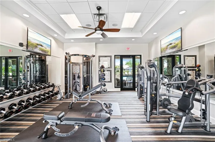 16284 Camden Lakes Cir, Naples, Florida 34110