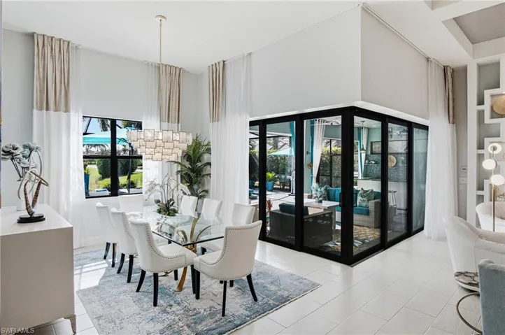 16284 Camden Lakes Cir, Naples, Florida 34110