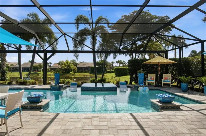 16284 Camden Lakes Cir, Naples, Florida 34110